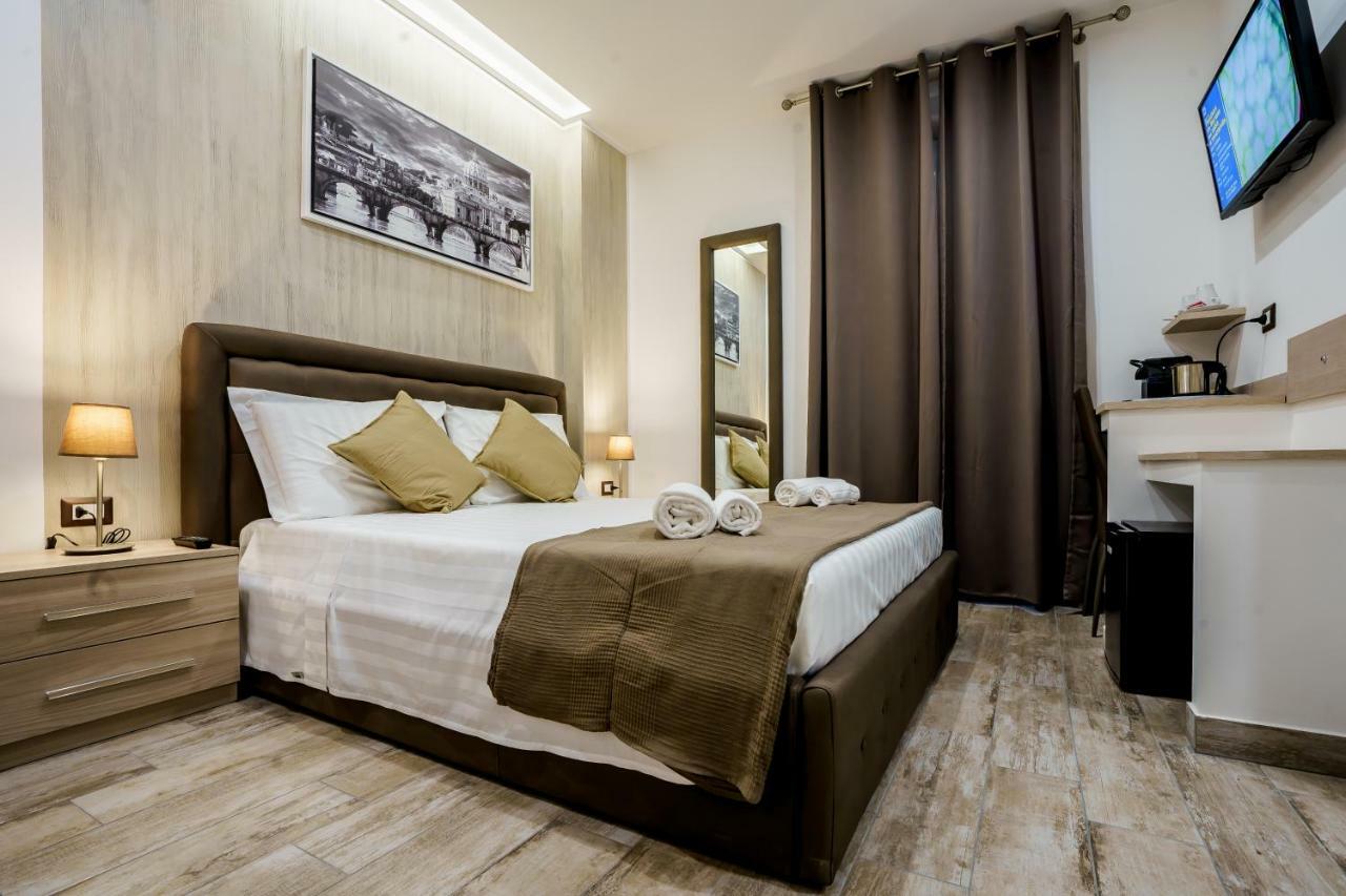 Noemi'S Rooms Guest House โรม ภายนอก รูปภาพ