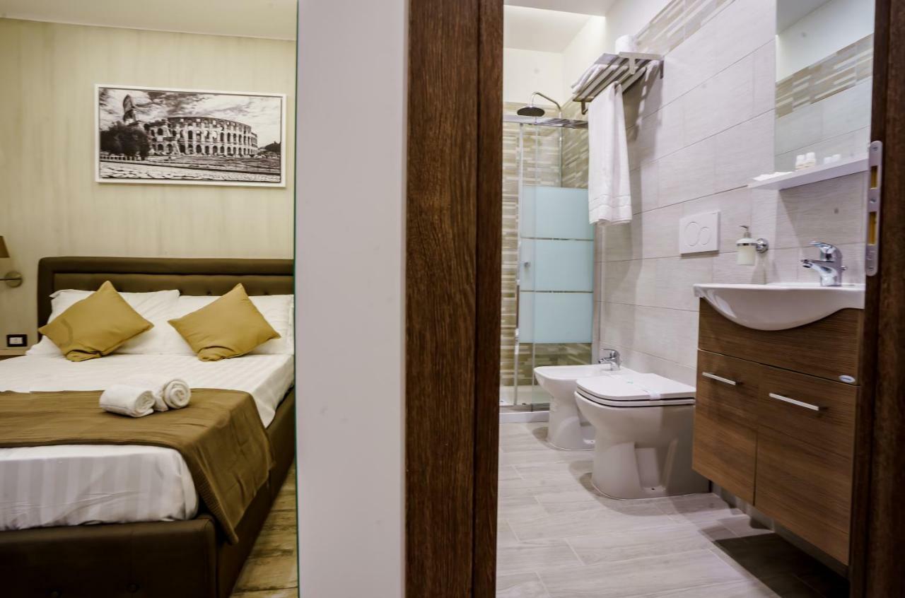 Noemi'S Rooms Guest House โรม ภายนอก รูปภาพ