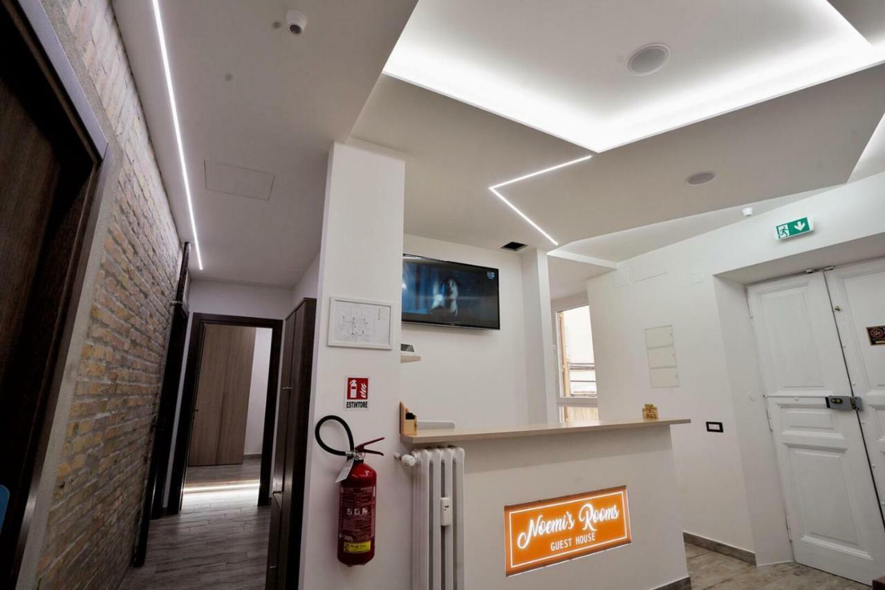 Noemi'S Rooms Guest House โรม ภายนอก รูปภาพ